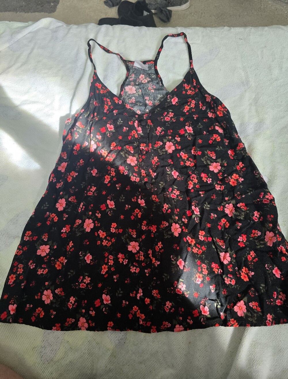 No Boundaries  Size Small 3-5 Flower Print Spaghetti Strap Shirt.